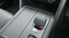 Land Rover Discovery 3.0 D300 Dynamic HSE 5dr Auto Diesel Station Wagon